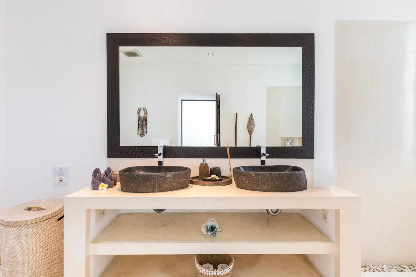 Jago - Private Luxury With Large Pool In * Seminyak (Bali)
