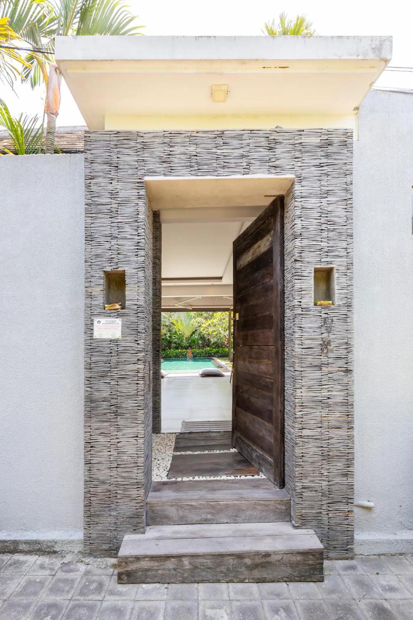 Jago - Private Luxury With Large Pool In Villa