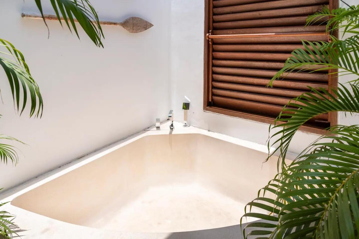 Jago - Private Luxury With Large Pool In *