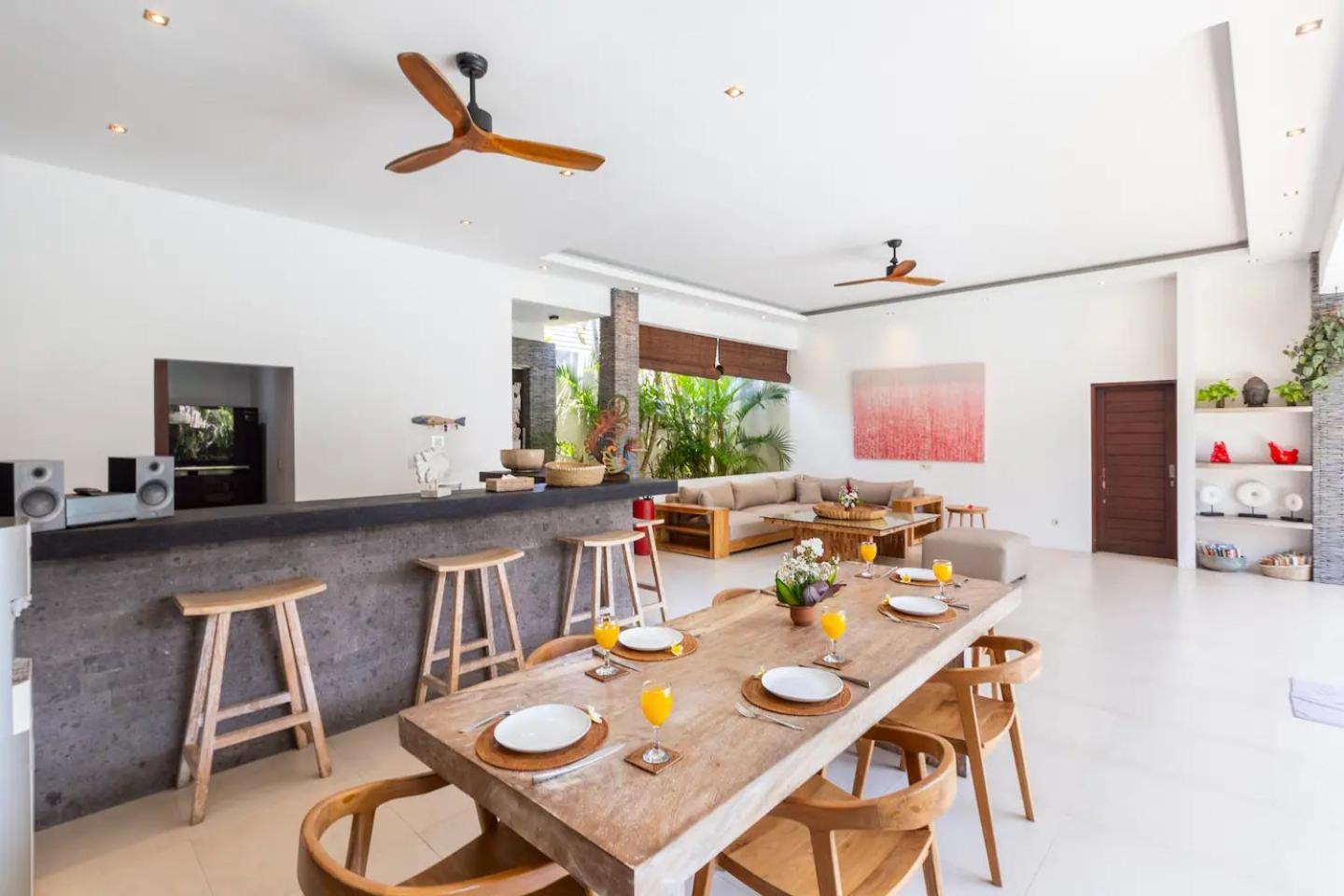 Jago - Private Luxury With Large Pool In